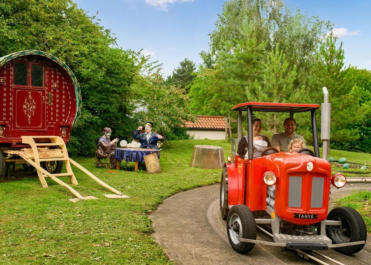Wild Acre Village At Sundown Adventureland Retford Esterno foto